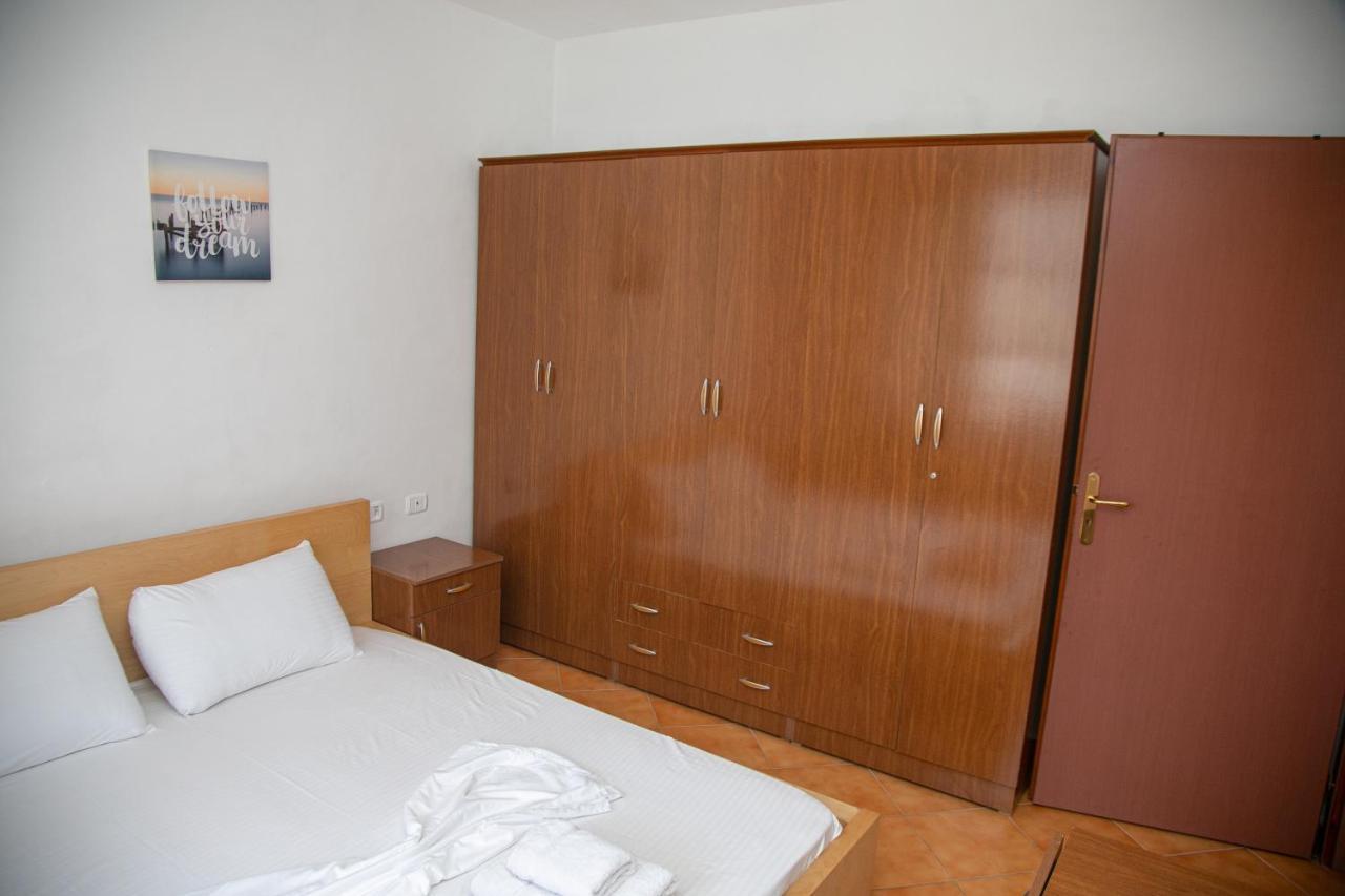 A&B Apartment Golem  Luaran gambar
